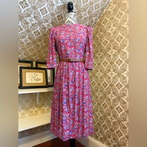 Vintage Cottagecore Floral Dress – With Pockets!